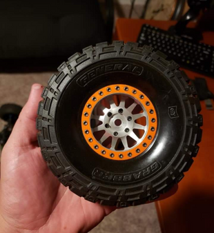 VRacing Vitavon Traxxas UDR Beadlock wheels